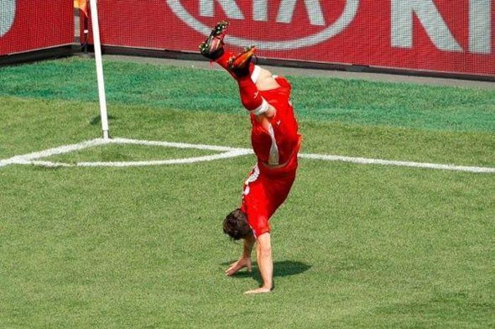 Shaqiriden attığı gol sonrası akrobatik gol kutlaması