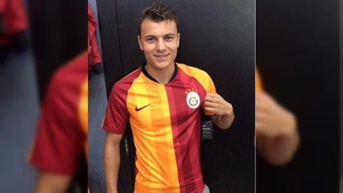 Kasımpaşa-Galatasaray maçına damga vuran an Yusuf Erdoğan golünü attı, Fatih Terime koştu