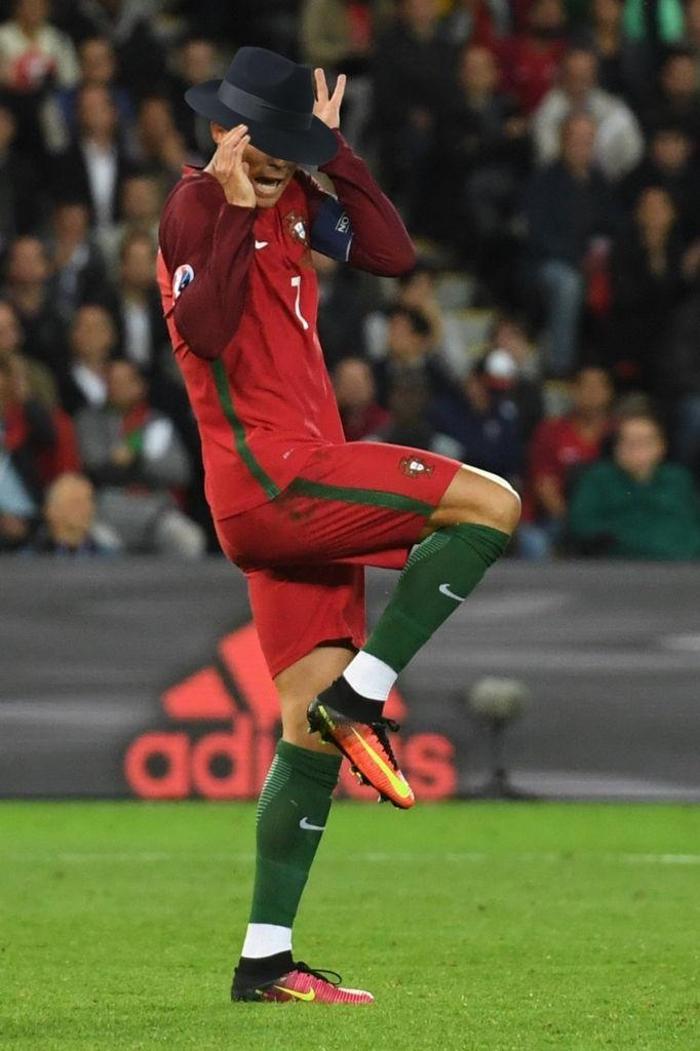 Cristiano Ronaldonun Shoplanarak Mizah Yapıldığı 18 Çalışma