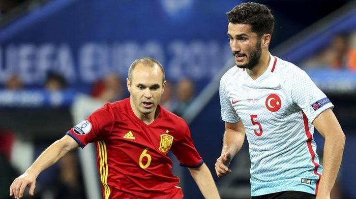 Fiorentina ve Galatasaray Nuri Şahinin peşinde