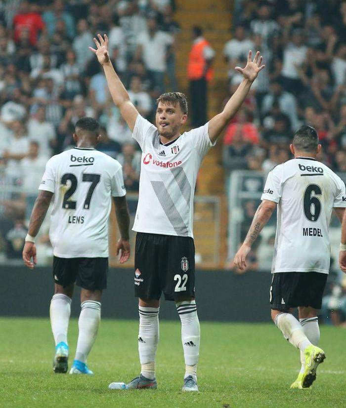 Fanatik yazarlarının Beşiktaş-Göztepe maçı yorumları