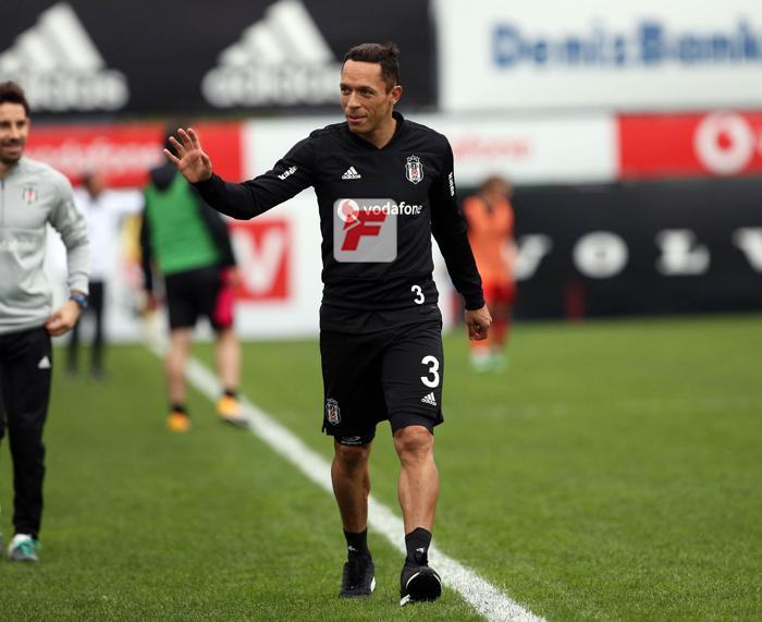 Beşiktaşın hücum hattı çöktü 2 kötü haber...