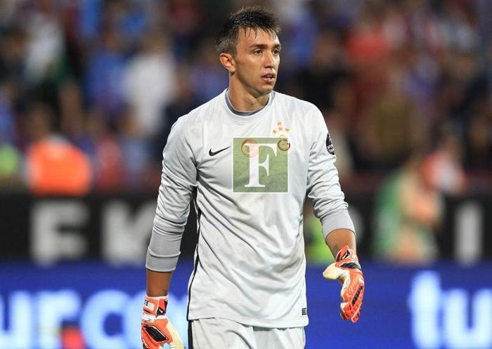 Galatasarayda Muslera bombası