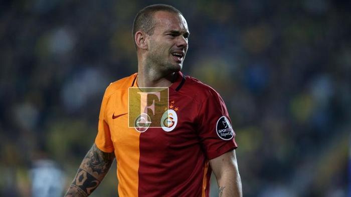 Galatasarayda Sneijder depremi