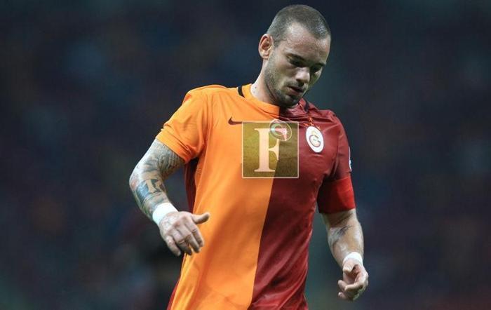 Galatasarayda Sneijder depremi