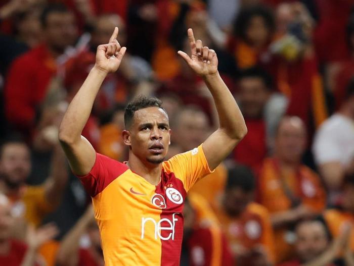 Galatasaray taraftarı gerçekten farklı mı