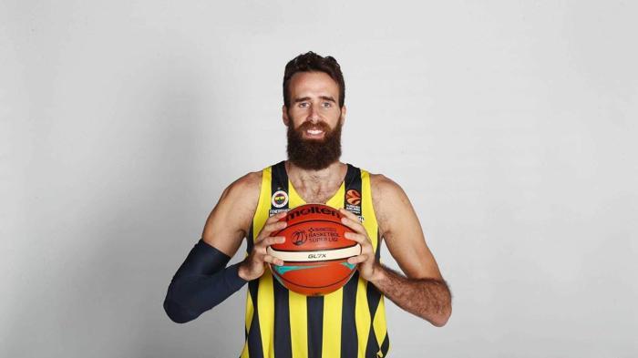 Türk basketbolunun unutulmazlarından Luigi Datome...