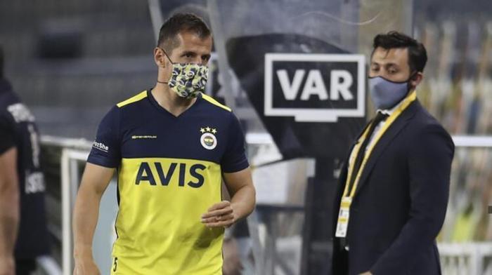 Fenerbahçeden Diego Perotti hamlesi Emre Belözoğlu transfer için bizzat görüşüyor