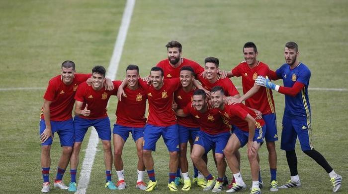 Bilinmeyen yönleri ile EURO 2016