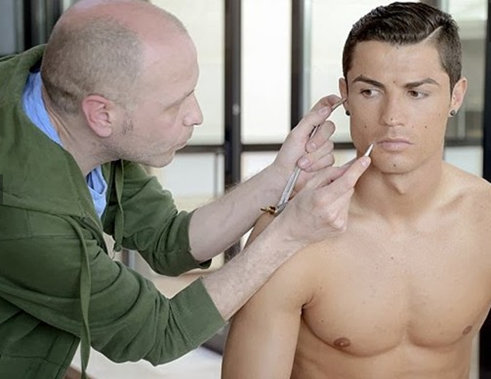 Ronaldo parasını nereye harcıyor