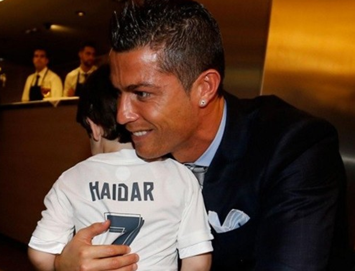 Ronaldo parasını nereye harcıyor