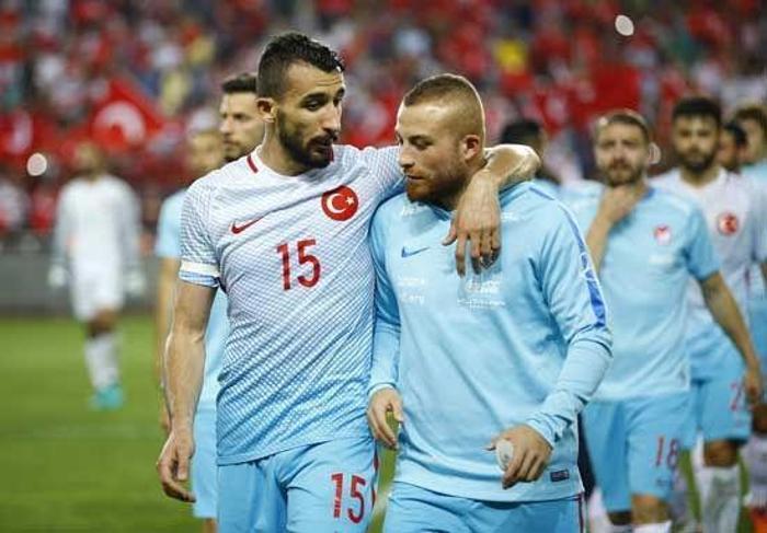 Galatasaraydan Mehmet Topal atağı