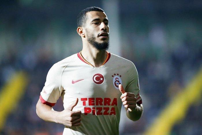 Galatasaraydan dev takas Fenerbahçenin eski yıldızı geliyor