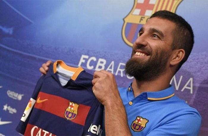 Arda Turanın Barcelona macerası sona erdi