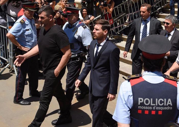 Messi hakim karşısında İşte ilk sözleri