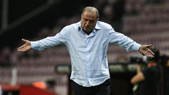 Galatasarayda Fatih Terimden Falcaoya şok
