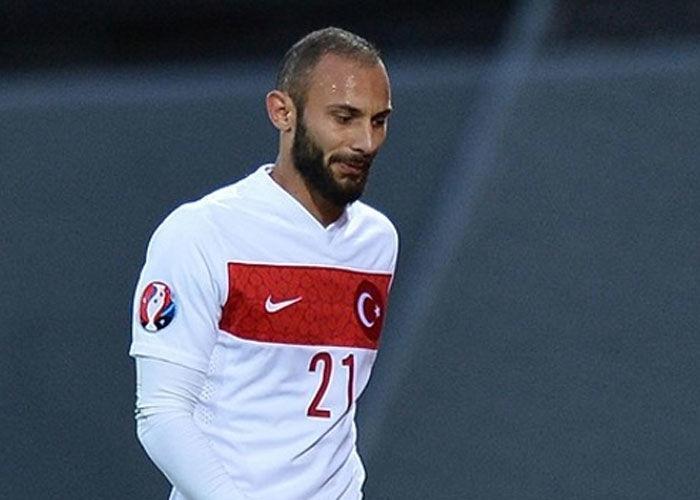 EURO 2016yı televizyondan takip edecek 25 futbolcu