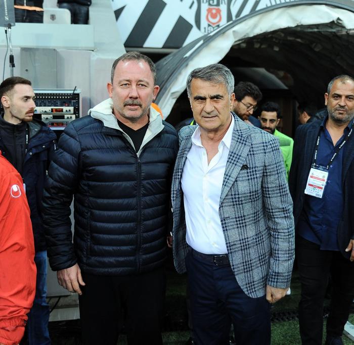 Sergen Yalçın ve Beşiktaş Türkiyenin konuştuğu fotoğrafa flaş yorum