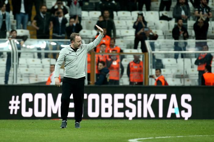 Sergen Yalçın ve Beşiktaş Türkiyenin konuştuğu fotoğrafa flaş yorum