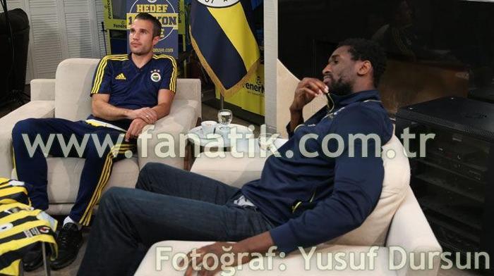 Ekpe Udoh ve Van Persie bir araya geldi