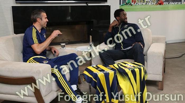 Ekpe Udoh ve Van Persie bir araya geldi