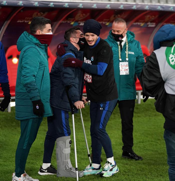 Abdullah Avcı omuzlarda... Trabzonspor Süper Kupaya kavuştu