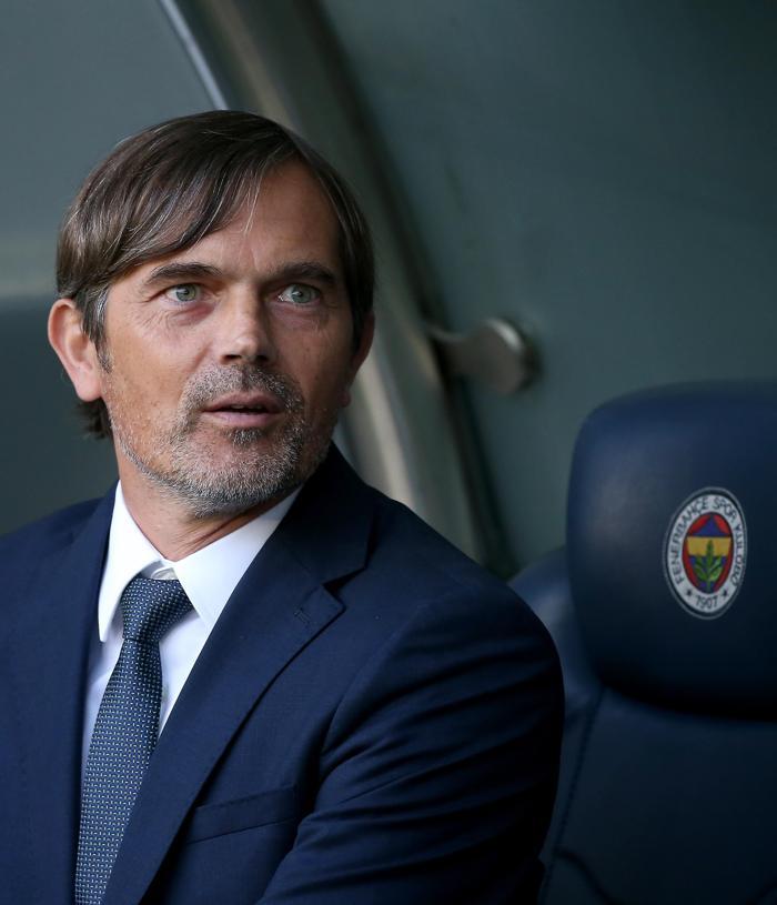 Fenerbahçede ocak operasyonu 5 isimle yollar ayrılıyor