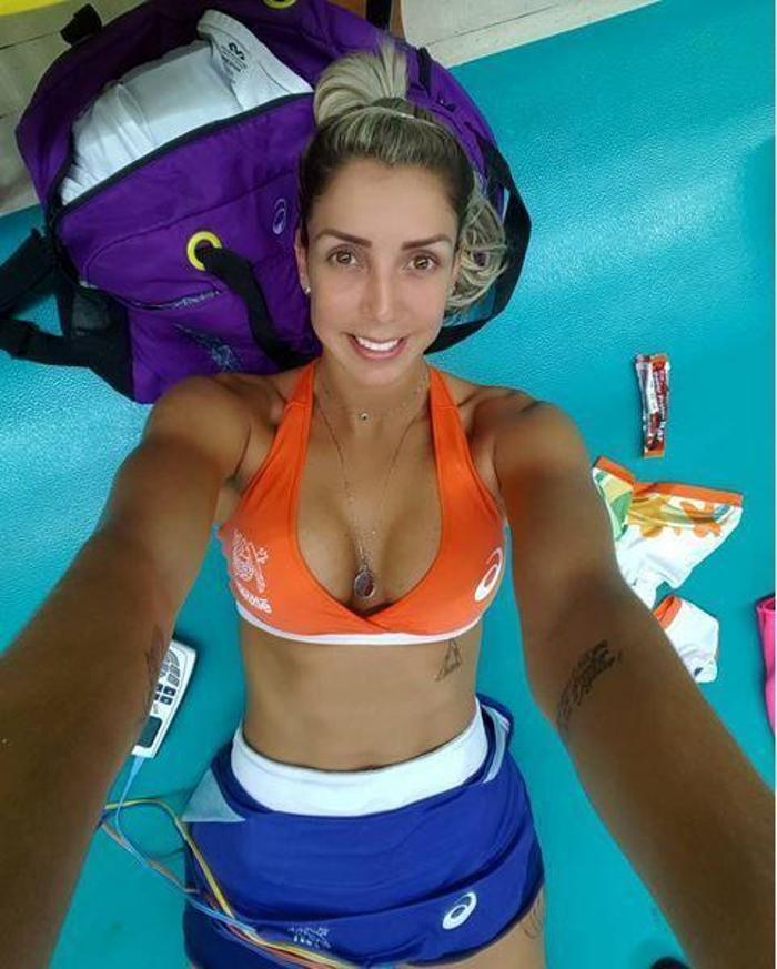 Thaisa Menezes Eczacıbaşında