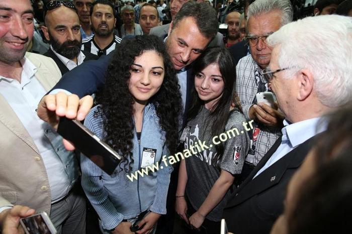 Beşiktaş Kulübünün kongresinden kareler