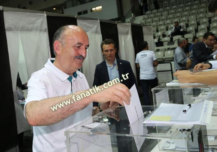 Beşiktaş Kulübünün kongresinden kareler