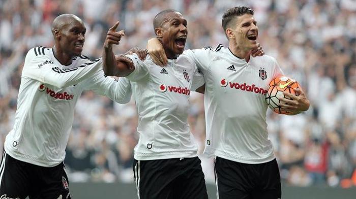 Geldi, gördü, şampiyon oldu