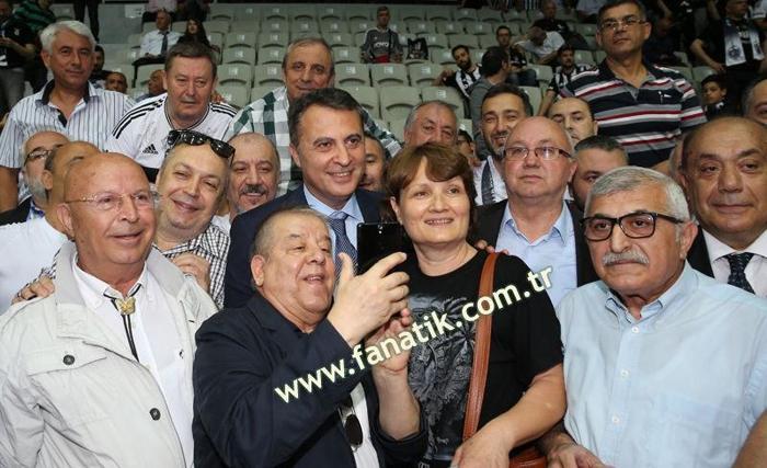 Beşiktaş Kulübünün kongresinden kareler