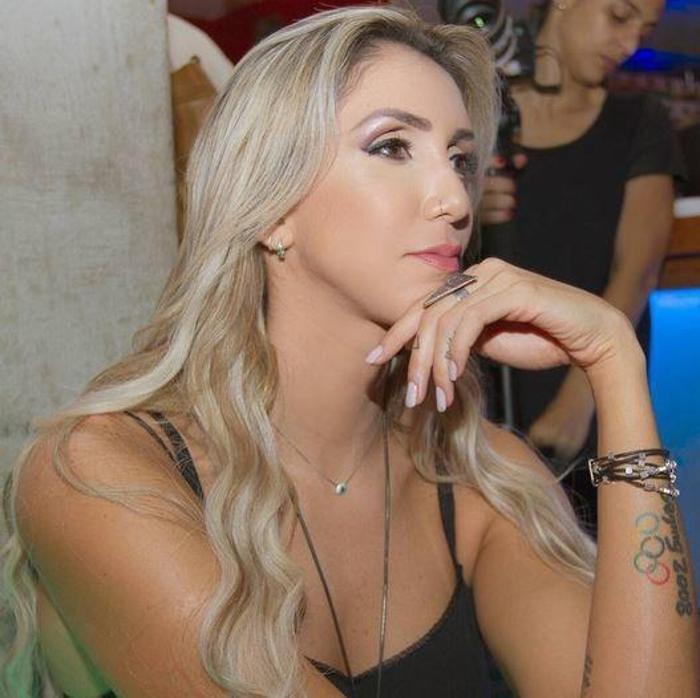 Thaisa Menezes Eczacıbaşında