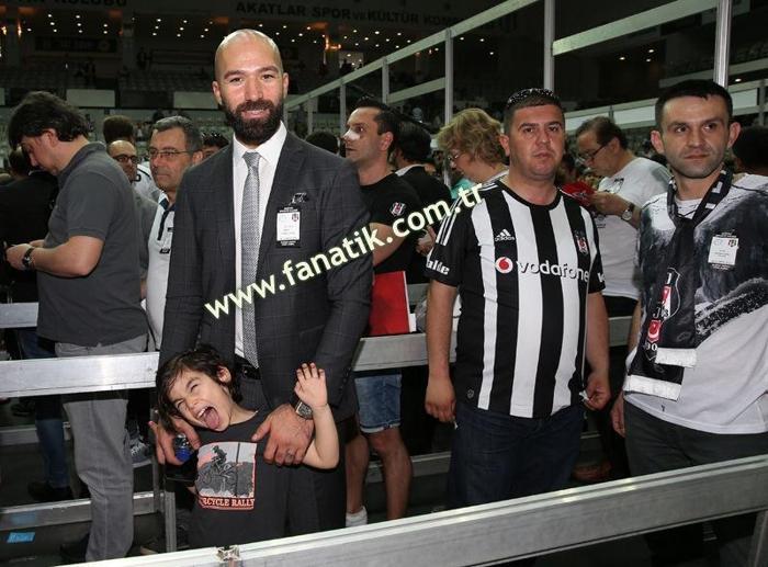 Beşiktaş Kulübünün kongresinden kareler