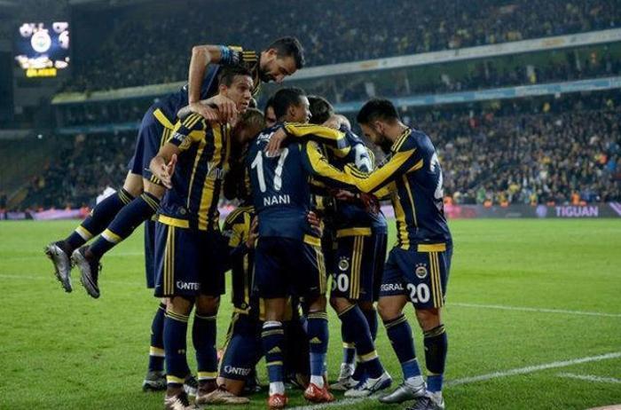 YÜZLER GÜLÜYOR...