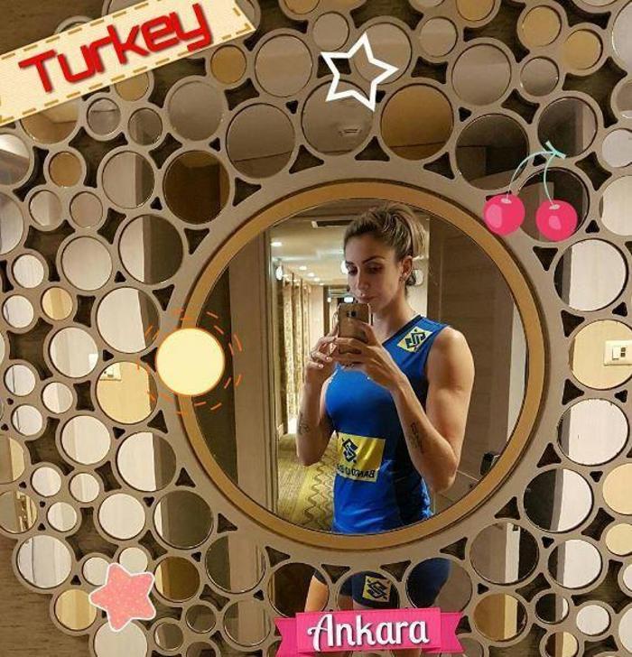 Thaisa Menezes Eczacıbaşında