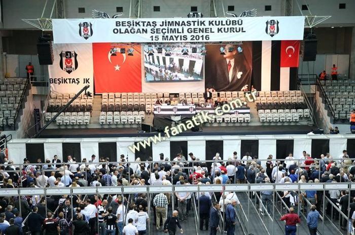 Beşiktaş Kulübünün kongresinden kareler