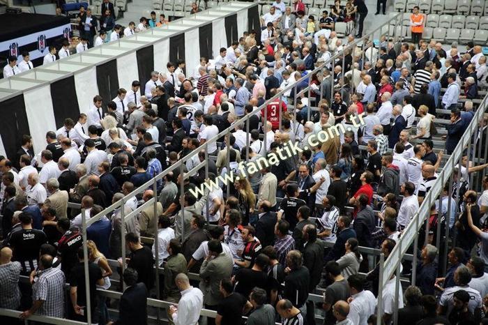 Beşiktaş Kulübünün kongresinden kareler