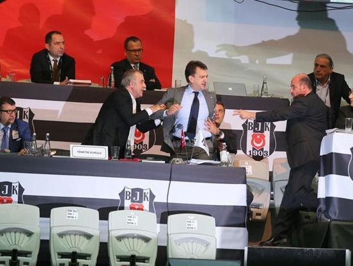 Fikret Orman kongre üyesini yumrukladı