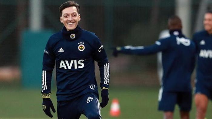Mesut Özil - 2021