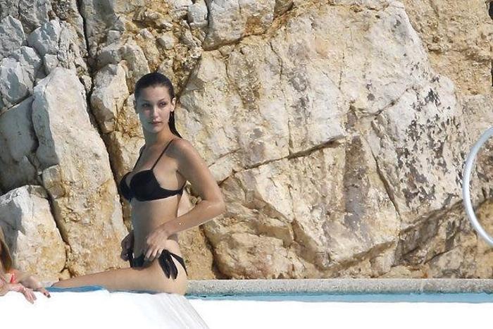 Bella Hadidin Cannes tatili