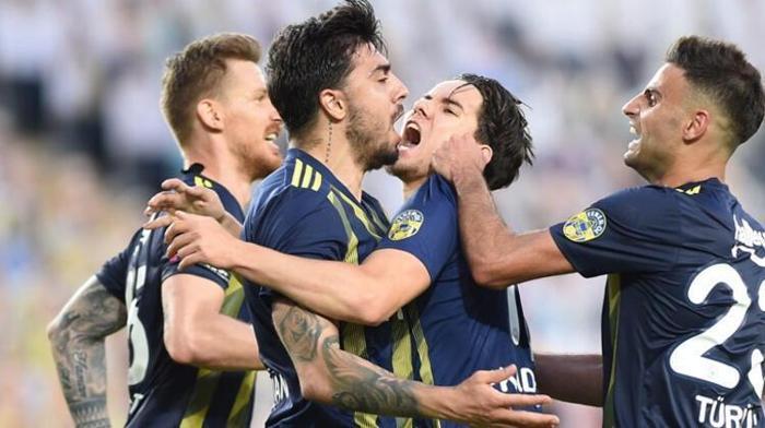 Ozan Tufanın kasları sosyal medyada olay oldu