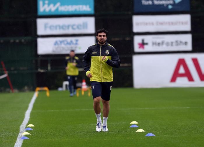 Ozan Tufanın kasları sosyal medyada olay oldu