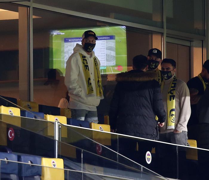 Fenerbahçenin rüya transferi Mesut Özil Kadıköyde