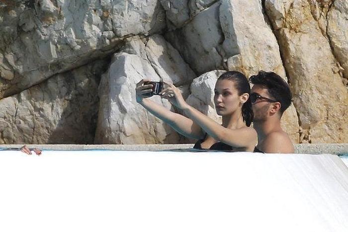 Bella Hadidin Cannes tatili