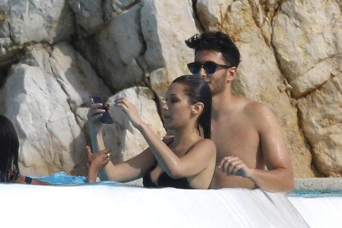 Bella Hadidin Cannes tatili