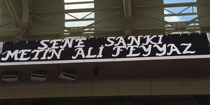 Orantısız Zeka Kullanan Beşiktaş Taraftarlarından Efsaneleşmiş 36 Pankart ve Duvar Yazısı