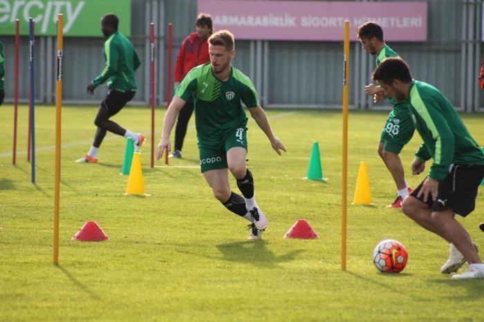 Fenerbahçe, Serdar Aziz için nabız yoklayacak