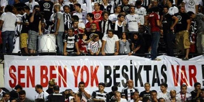 Orantısız Zeka Kullanan Beşiktaş Taraftarlarından Efsaneleşmiş 36 Pankart ve Duvar Yazısı