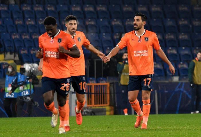 İrfan Can Kahveci transferinde son dakika Galatasaray teklif paketini güncelledi